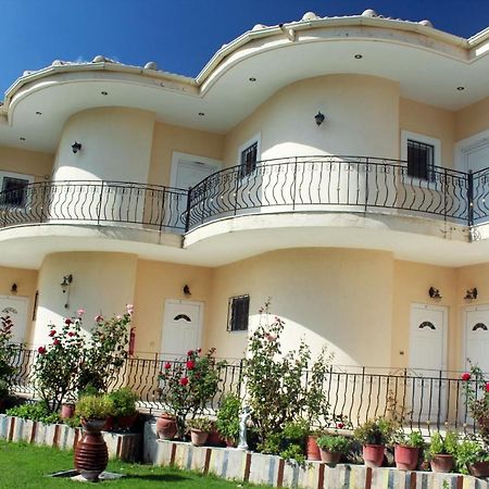 Ilektra Apartments Blue & Red Plataria Exterior photo