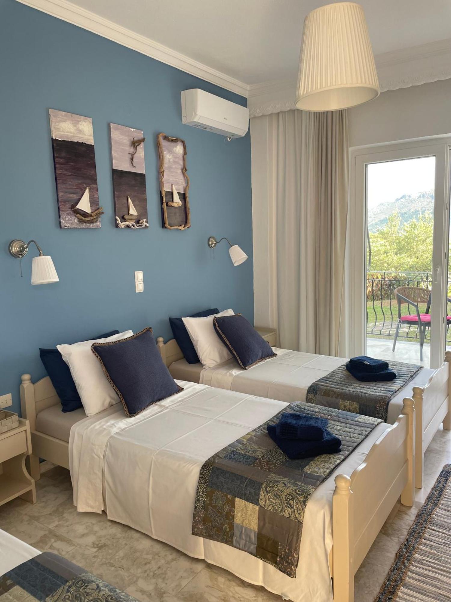 Ilektra Apartments Blue & Red Plataria Exterior photo